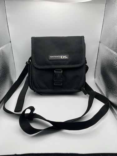 Black nintendo carry case - nintendo, ds