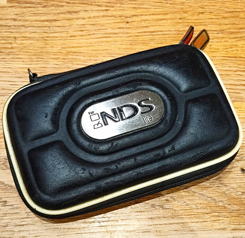 Hard shell zip - hard, case