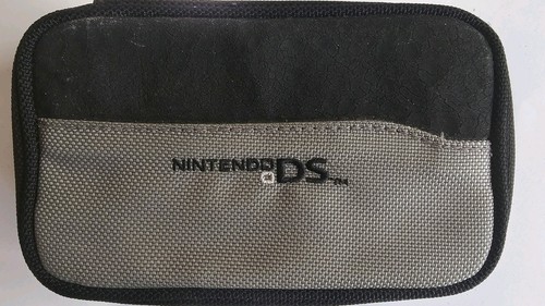 Nintendo offical carry - ds,