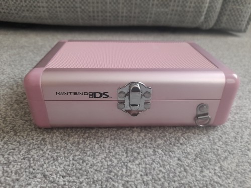 Nintendo hard travel case - nintendo,